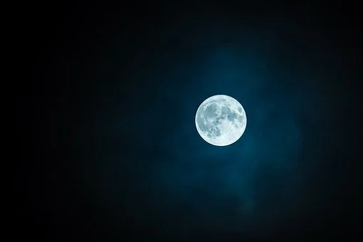 Moonlight Punting - Image 1